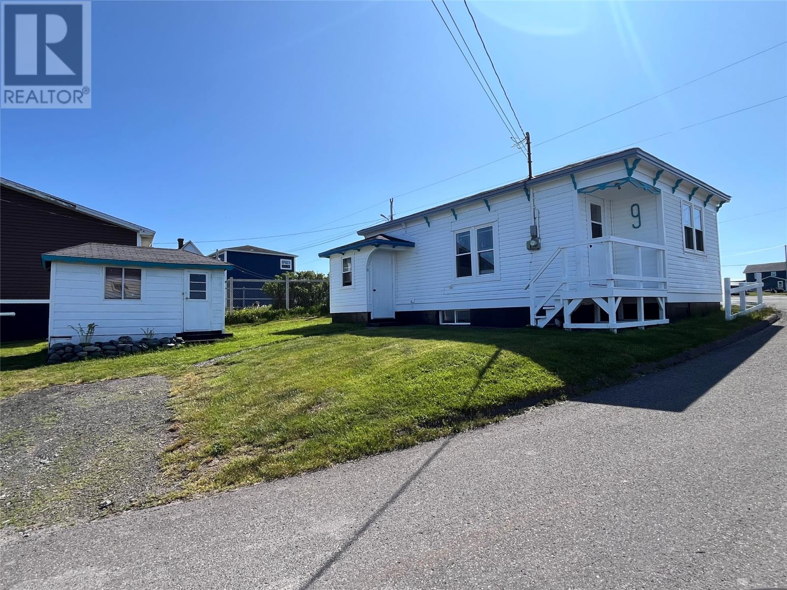 9 Seaview Road Property Photo 1