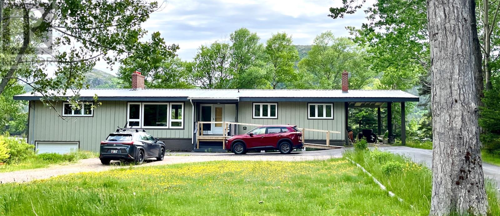 141 Seaview Drive Property Photo 1