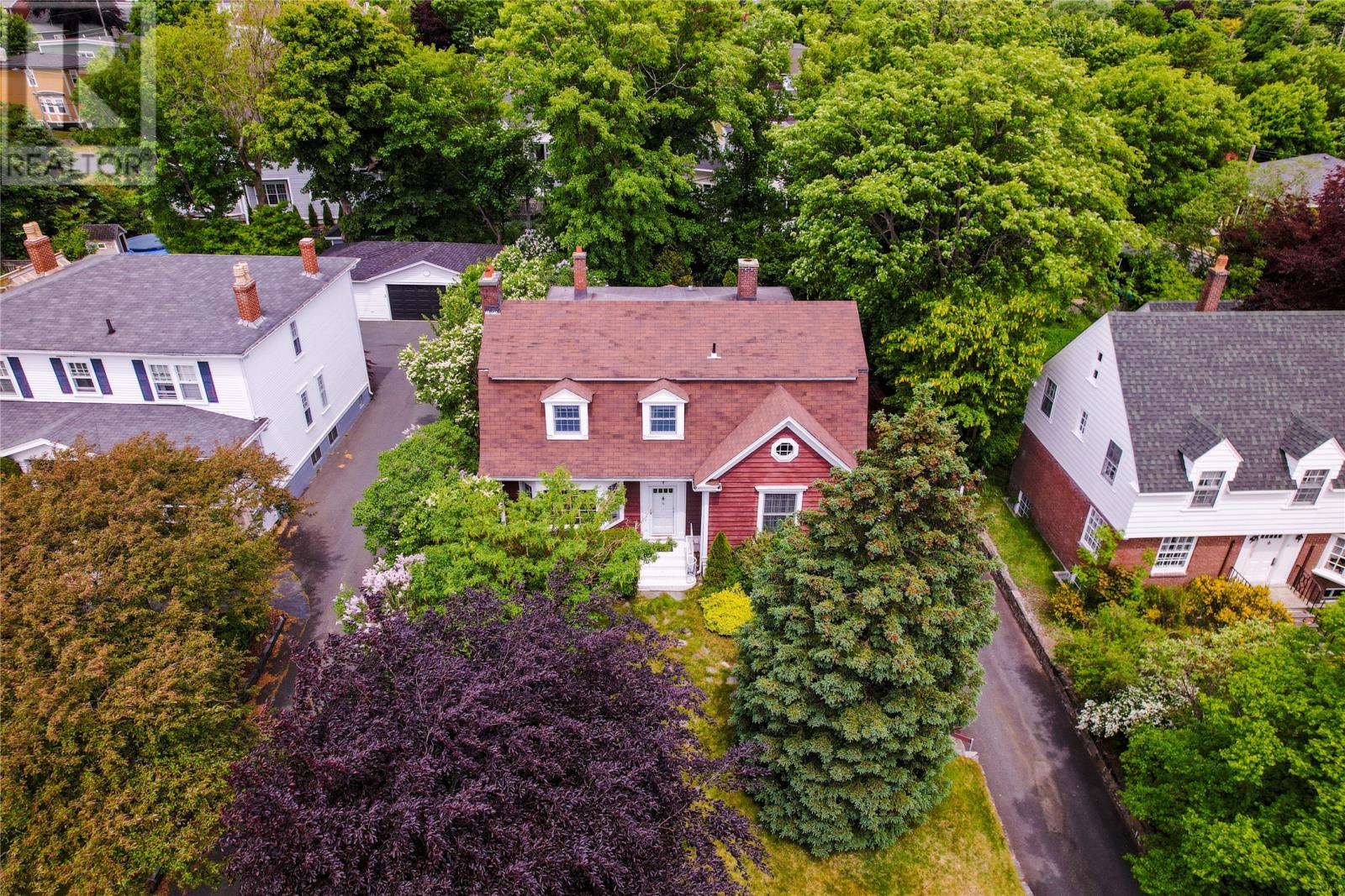 5 Glenridge Crescent
