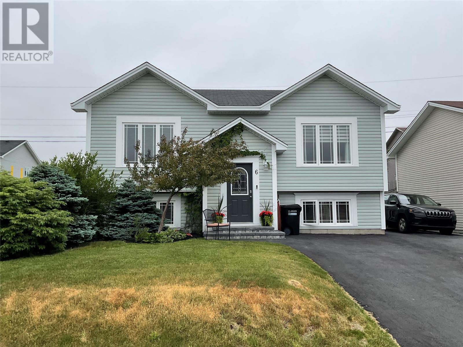 6 Northern Ranger Street