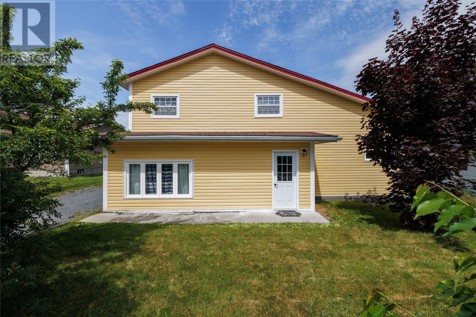 18 Earles Lane Property Photo 1