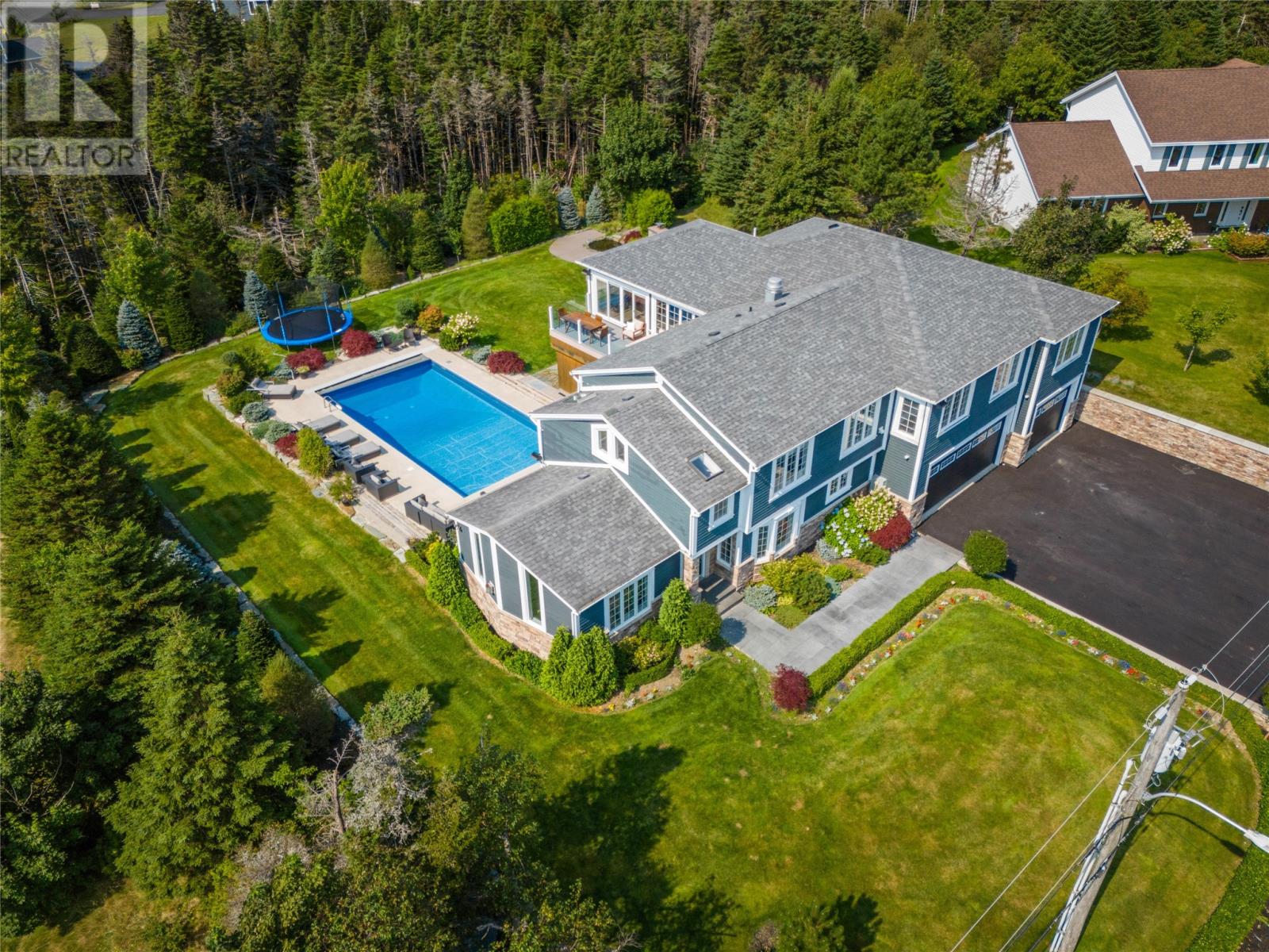41 Pinehill Place