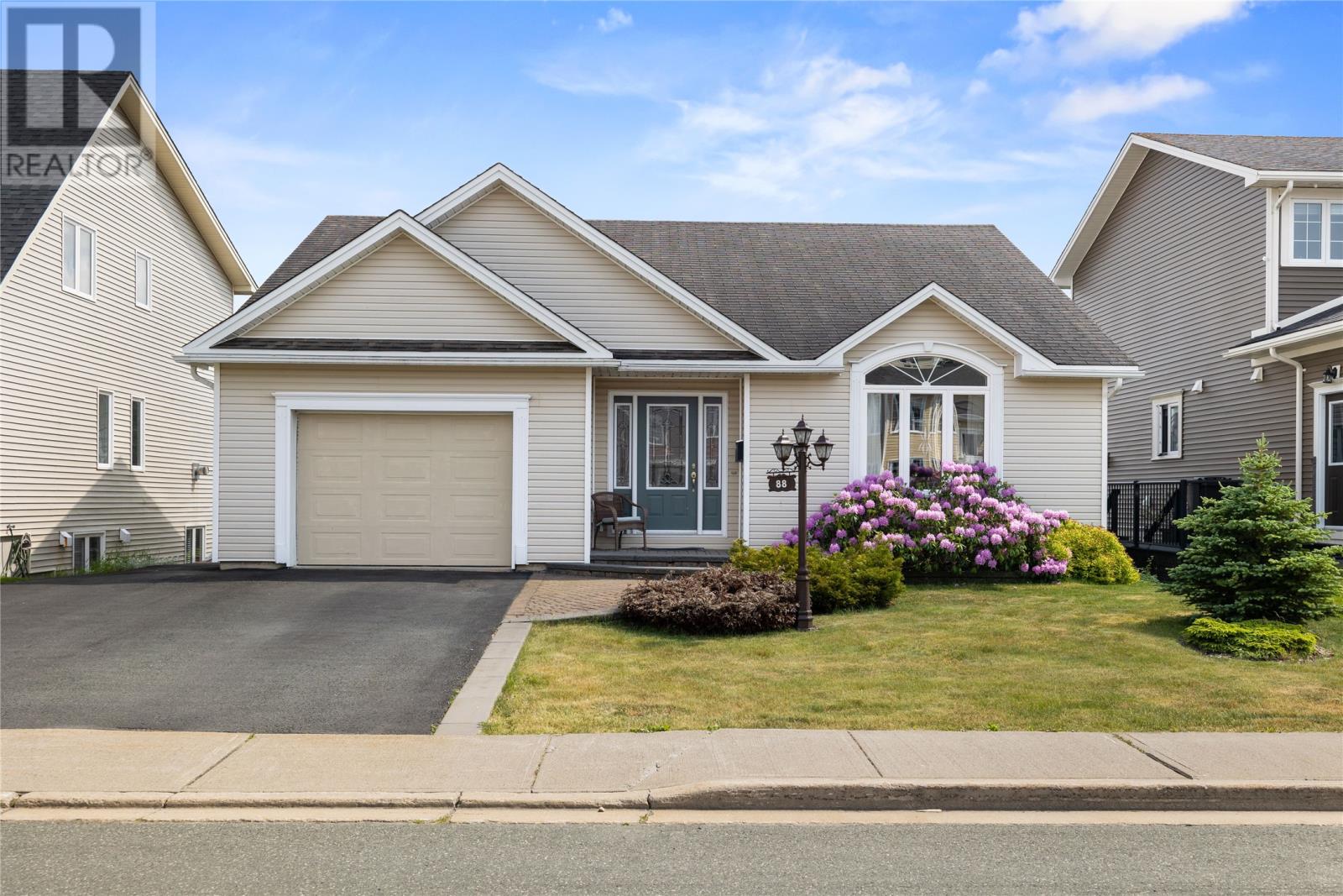 88 Castors Drive