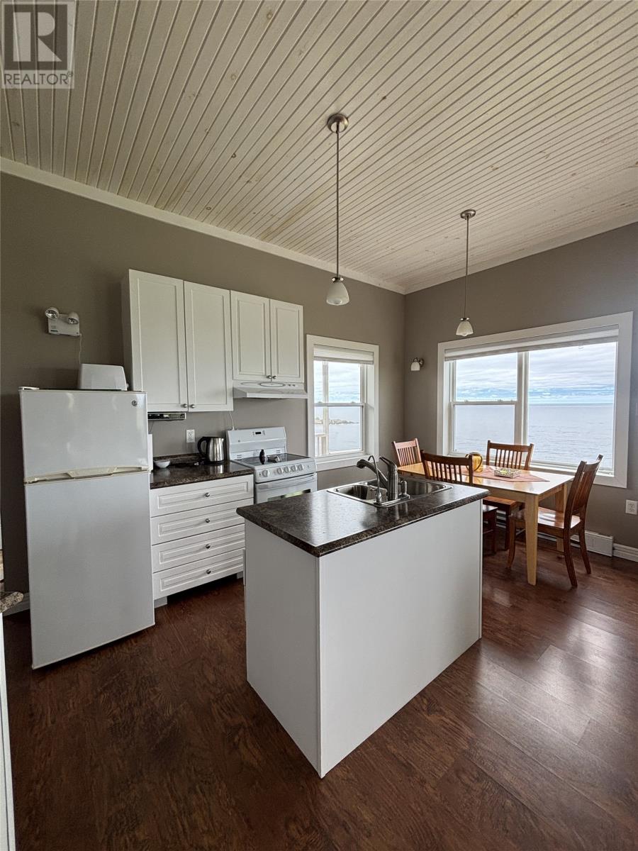 14 Martins Island Road Property Photo 7