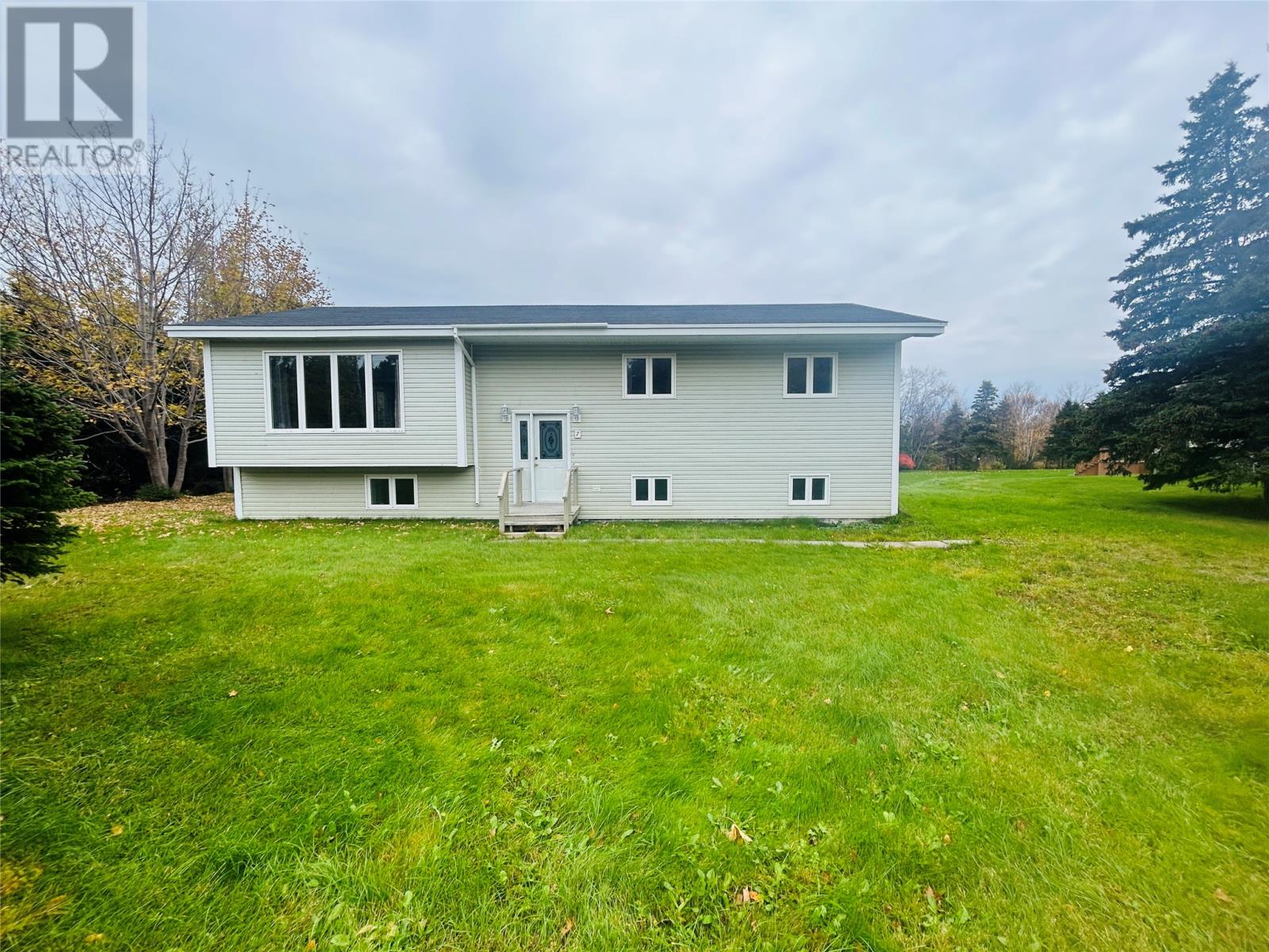 7 Hants Harbour Road Property Photo 1
