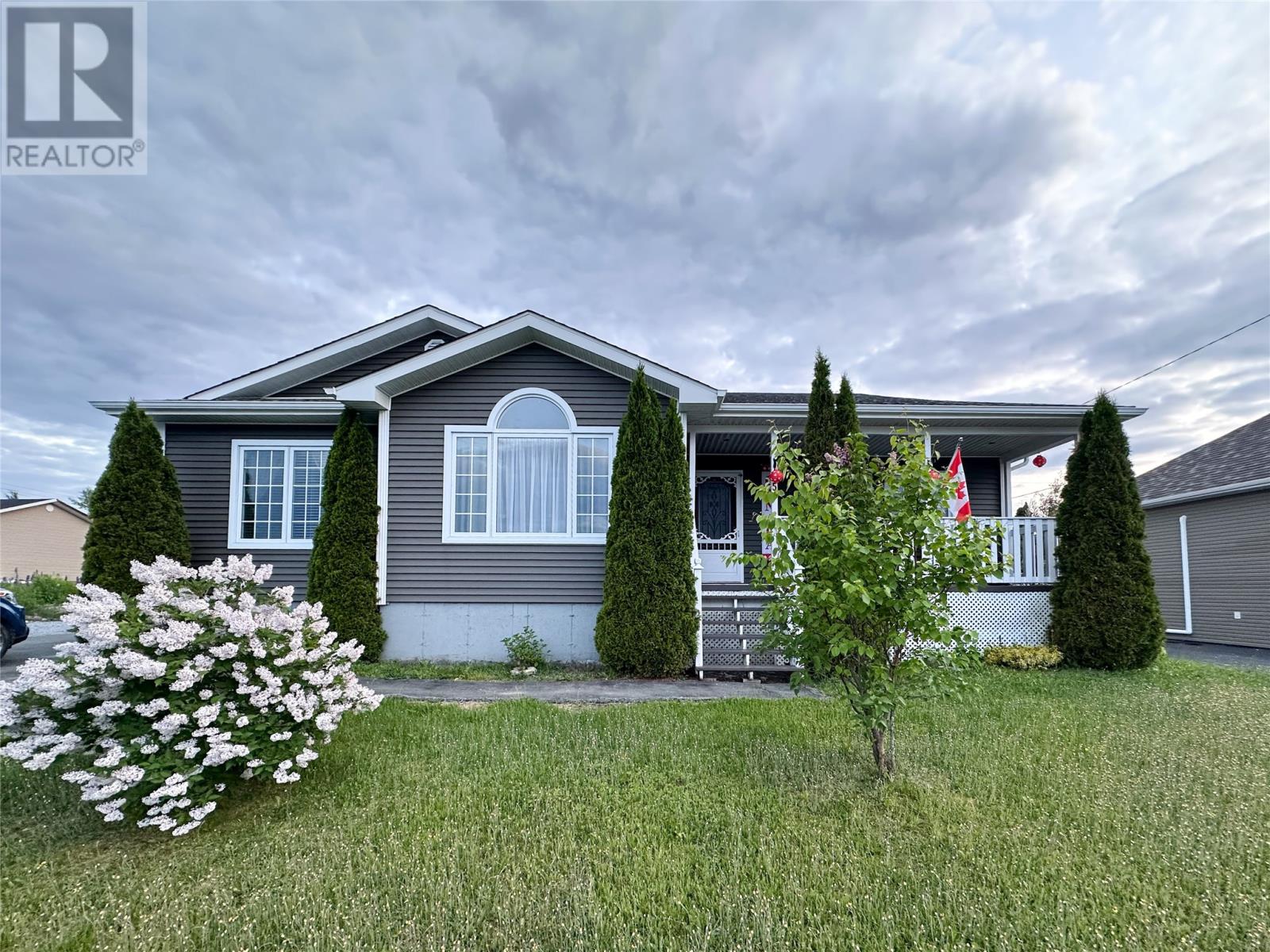 15 Penwell Avenue