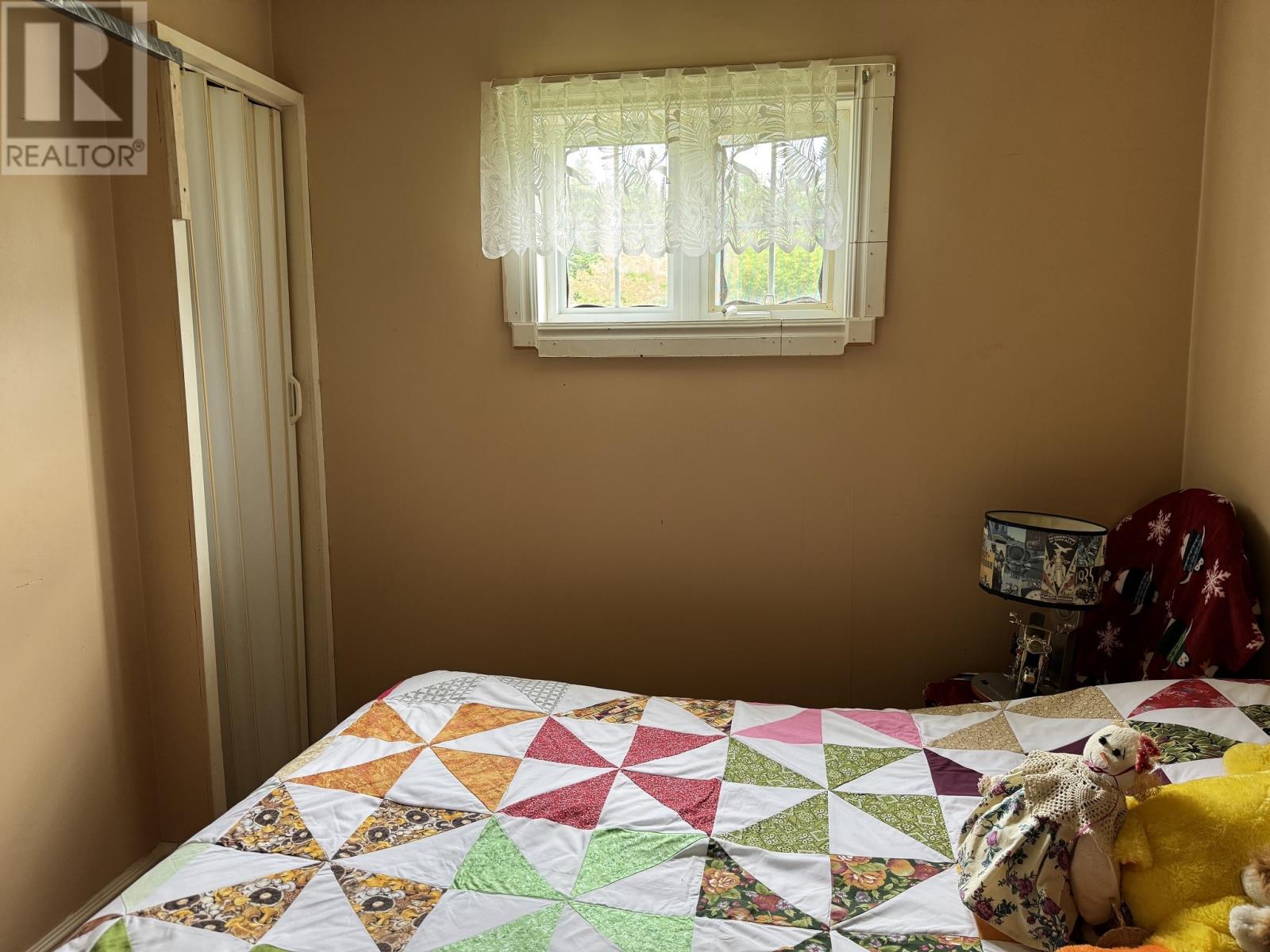 13 Southside Road Property Photo 9