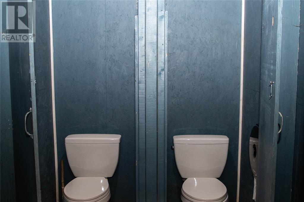 384-386 Water Street Property Photo 6