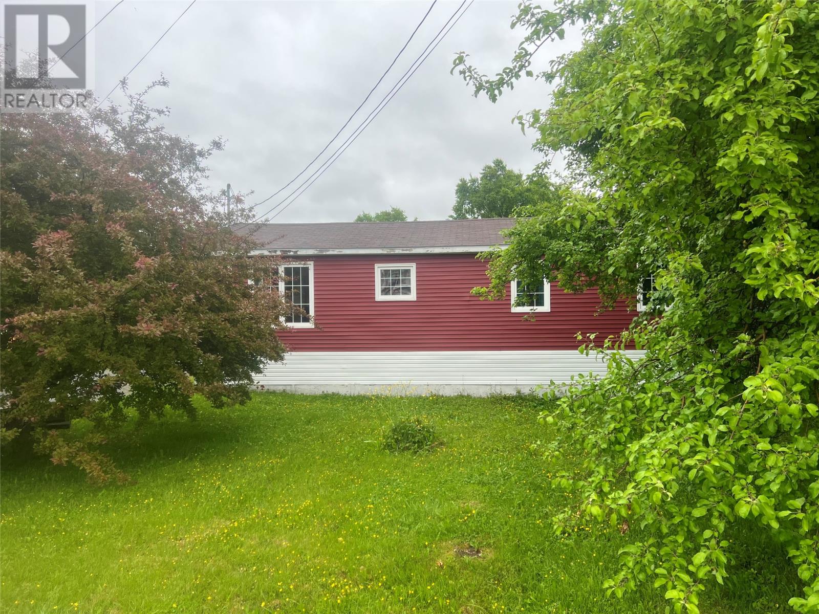 7 Hillcrest Avenue