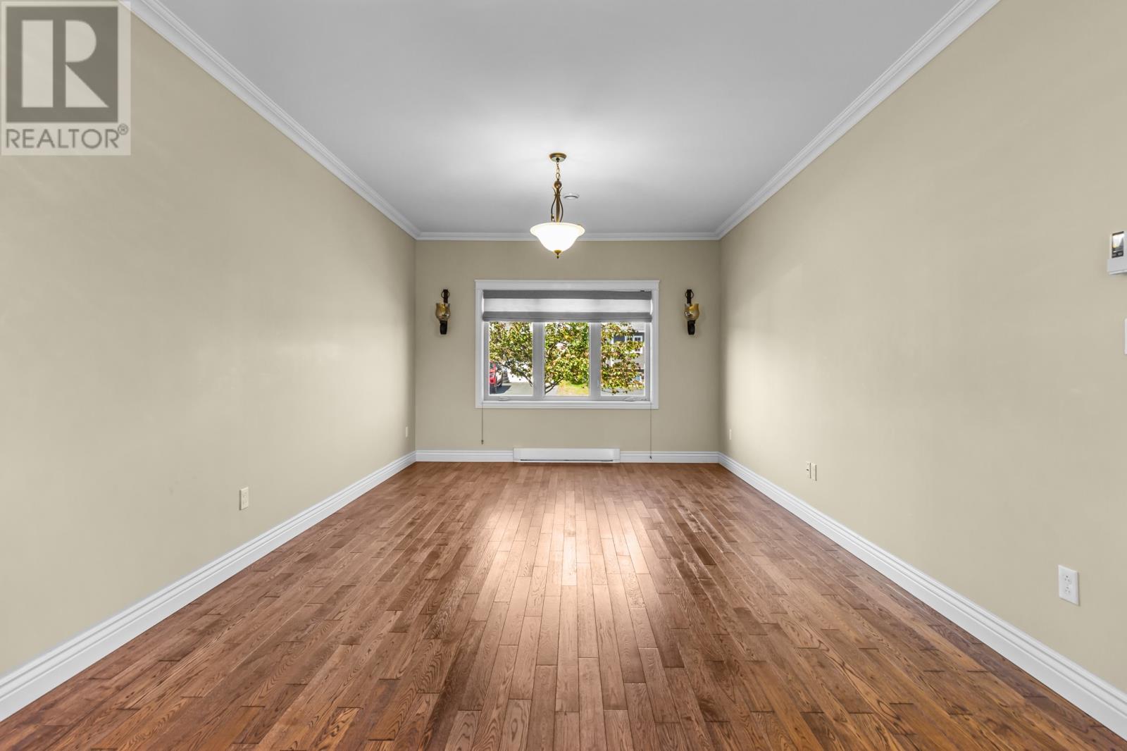 21 Agustus Avenue Property Photo 4