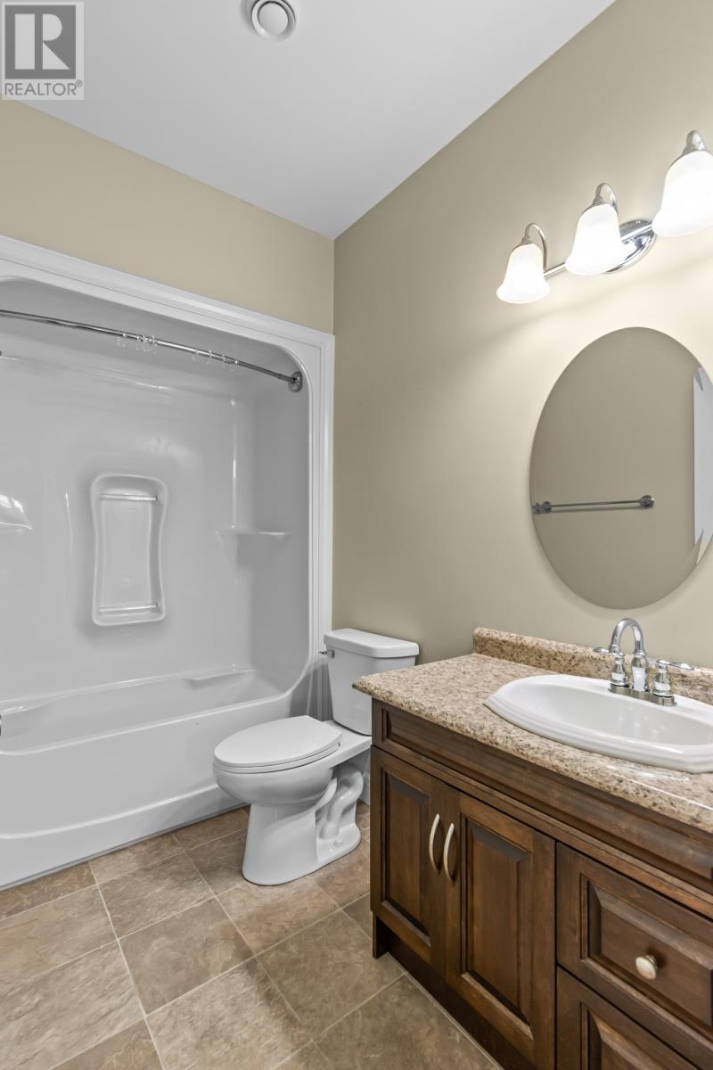 21 Agustus Avenue Property Photo 11
