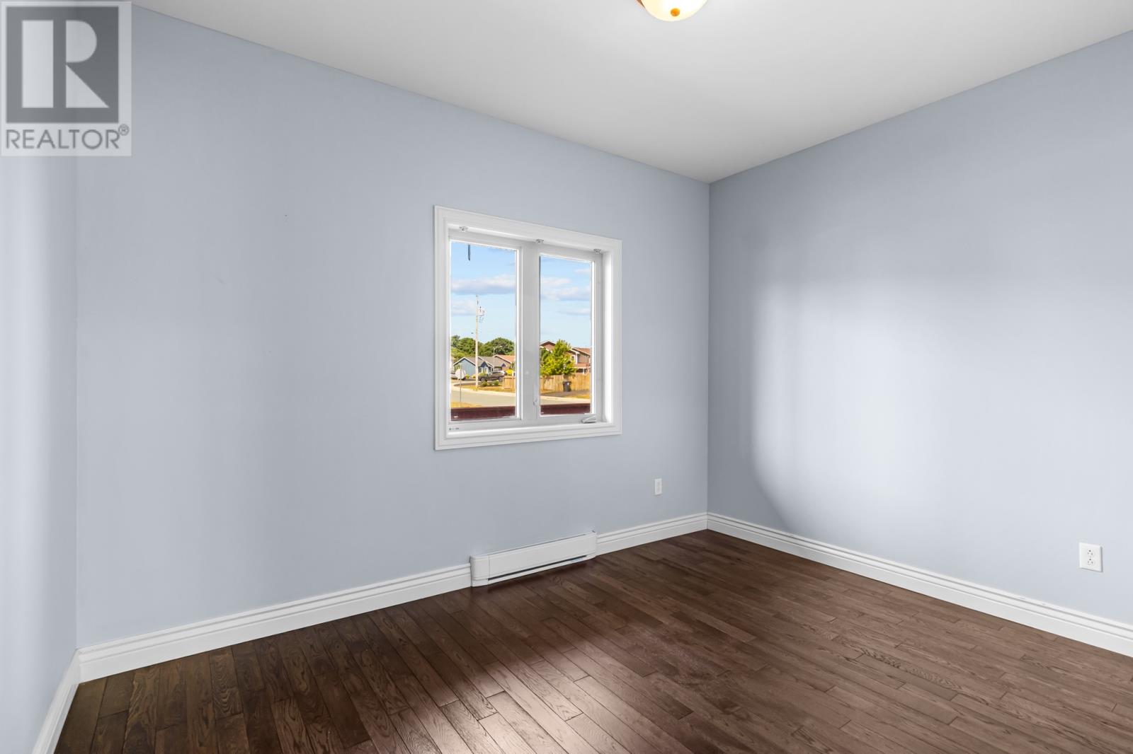21 Agustus Avenue Property Photo 12