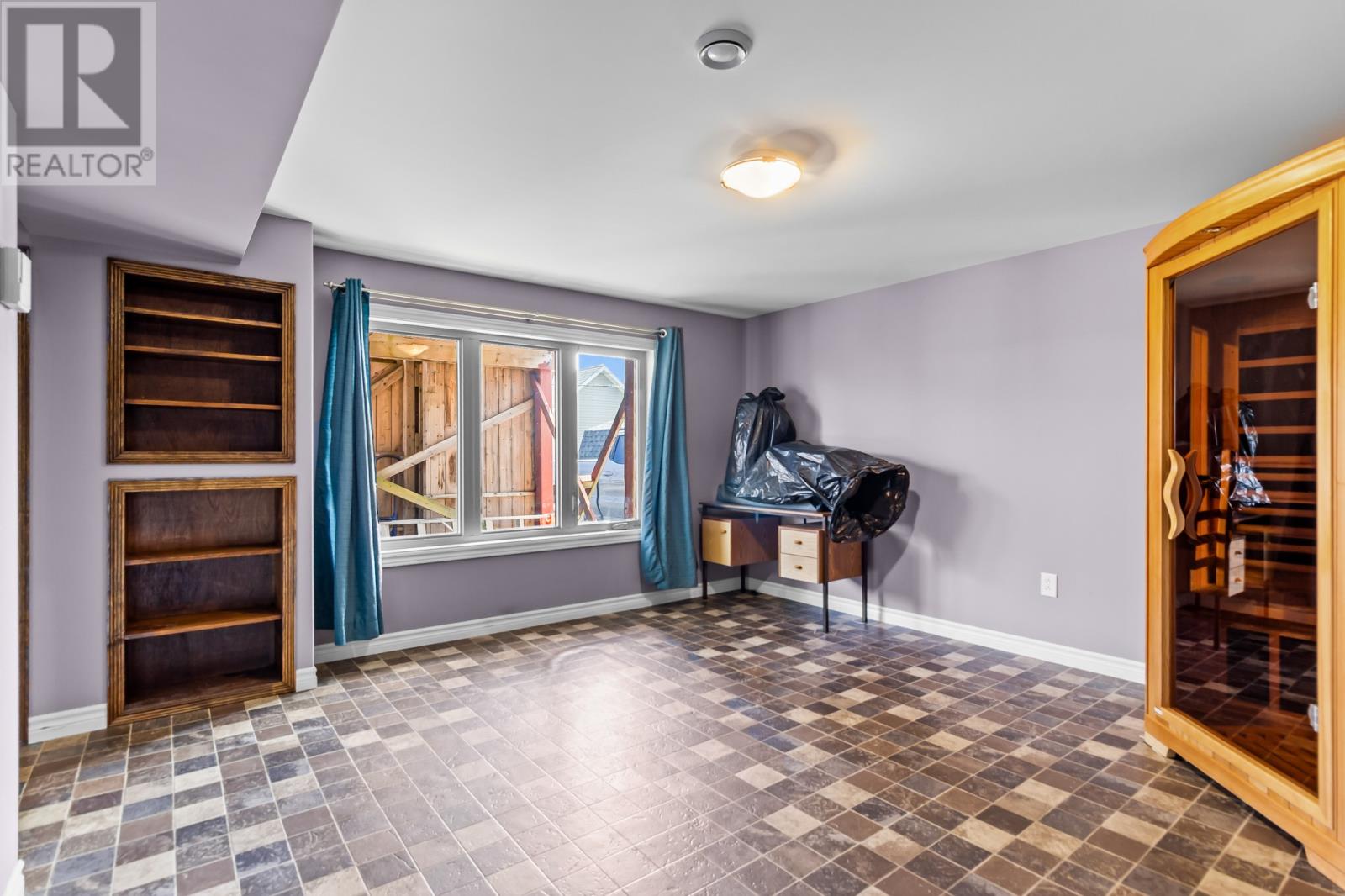 21 Agustus Avenue Property Photo 17