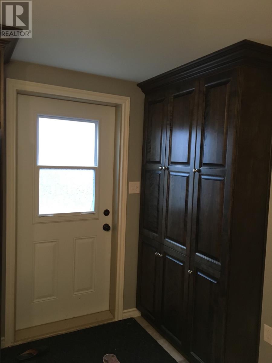 21 Agustus Avenue Property Photo 23