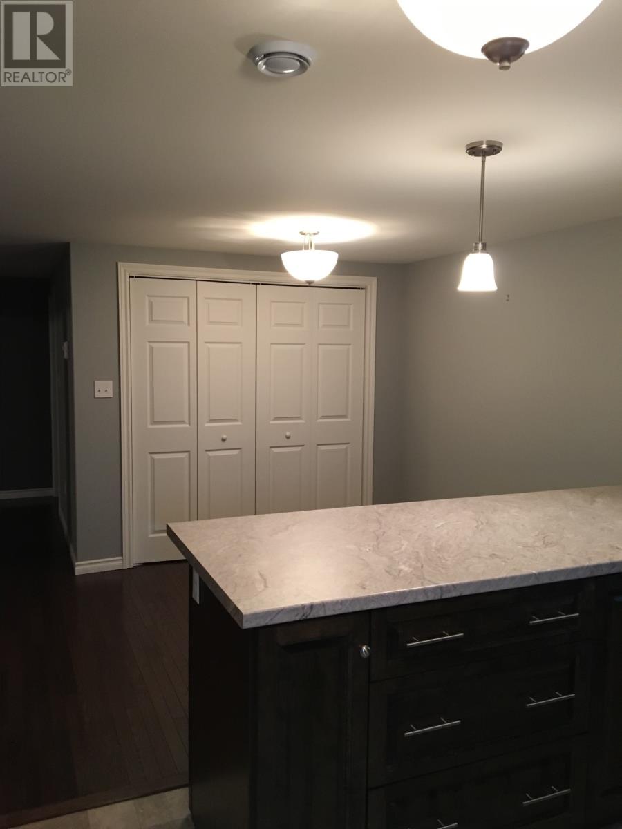 21 Agustus Avenue Property Photo 25