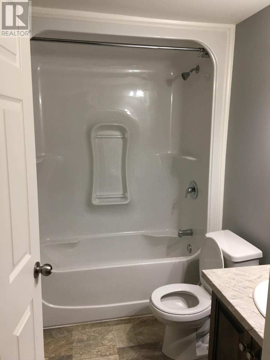 21 Agustus Avenue Property Photo 28