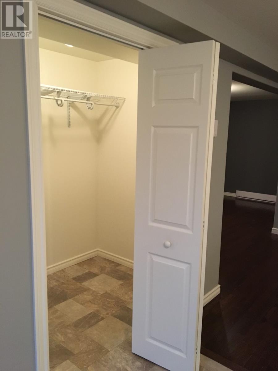 21 Agustus Avenue Property Photo 29