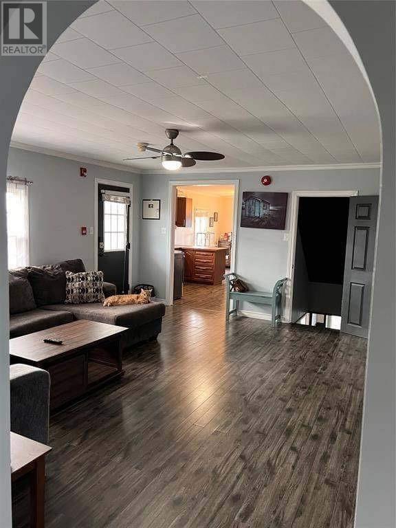 2 Regional Street Property Photo 9