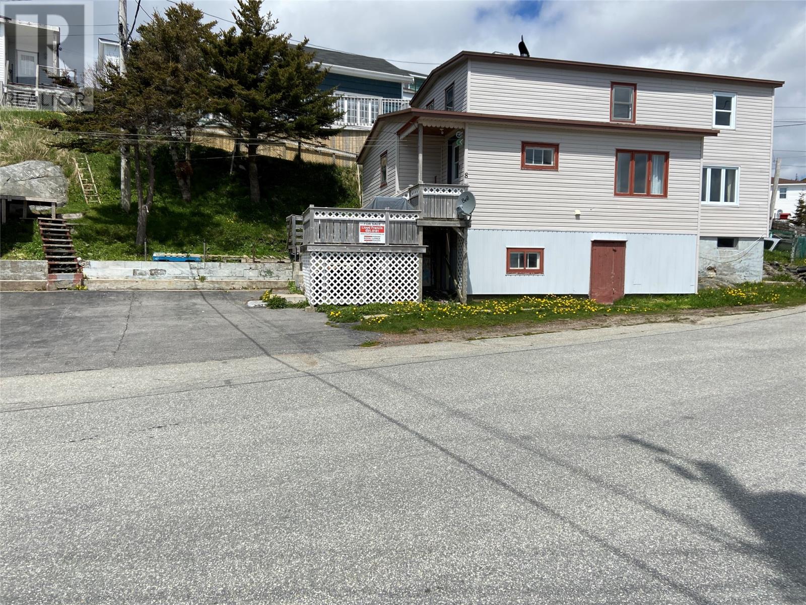 8-10 Lakeshore Road Property Photo 1