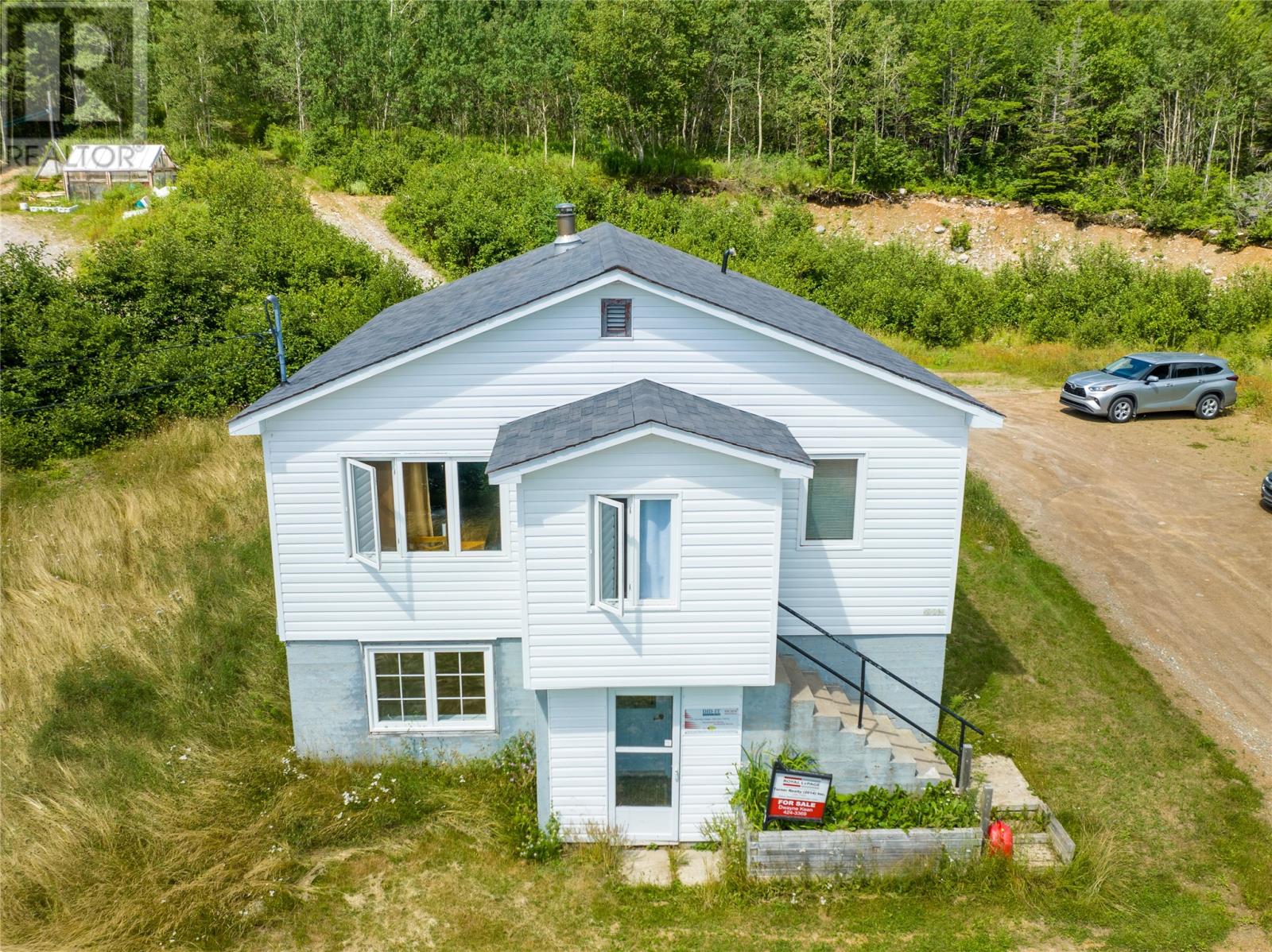 477a Main Street N Property Photo 1