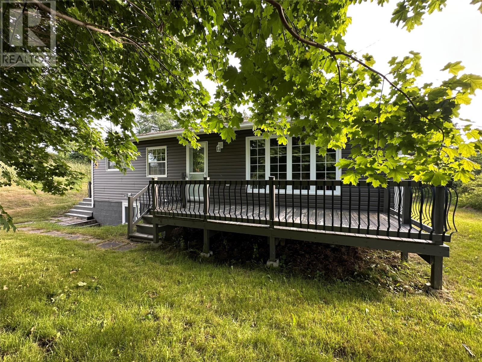 33 Harbour Drive Property Photo 1