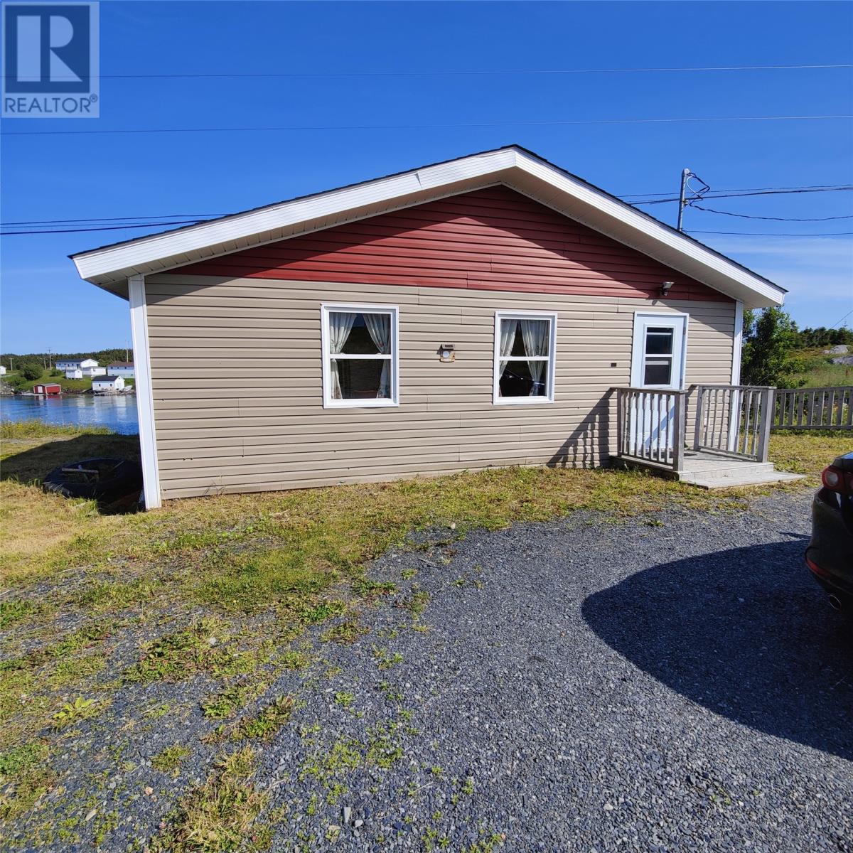 10 Tickle Point Road Property Photo 1