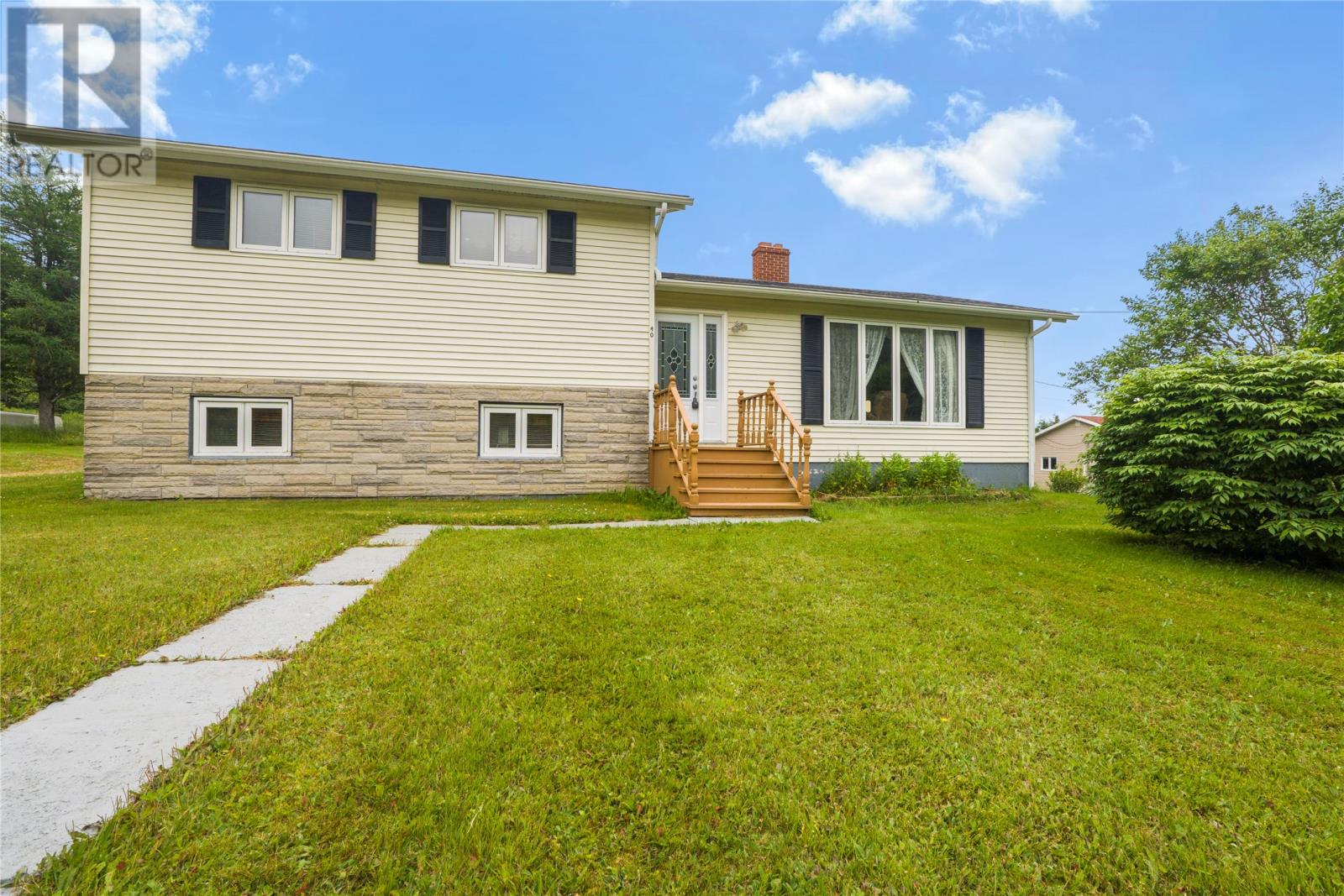 40 James Lane Property Photo 1