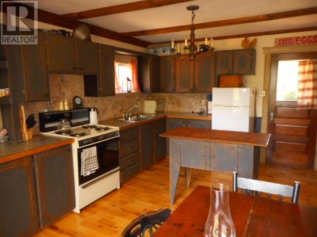 00 Park Road Property Photo 16