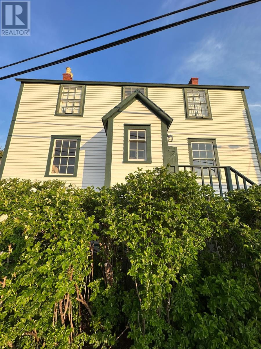 19 West Street Property Photo 12