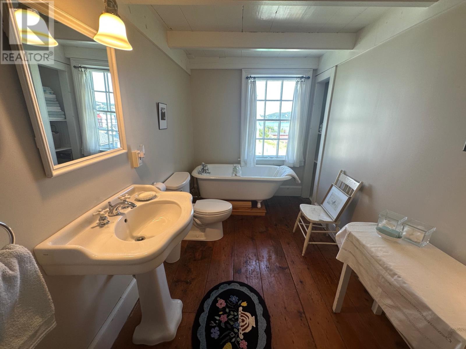 19 West Street Property Photo 38