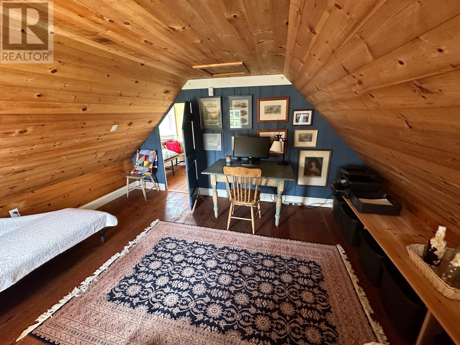 19 West Street Property Photo 45