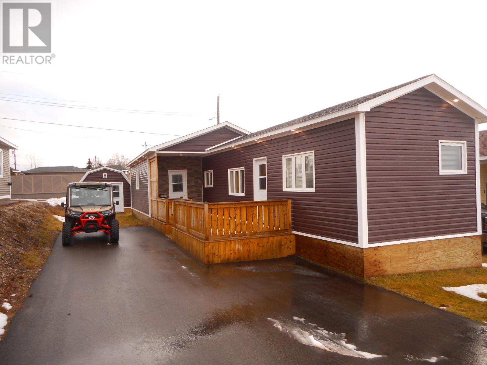 6 Trailer Court Property Photo 1