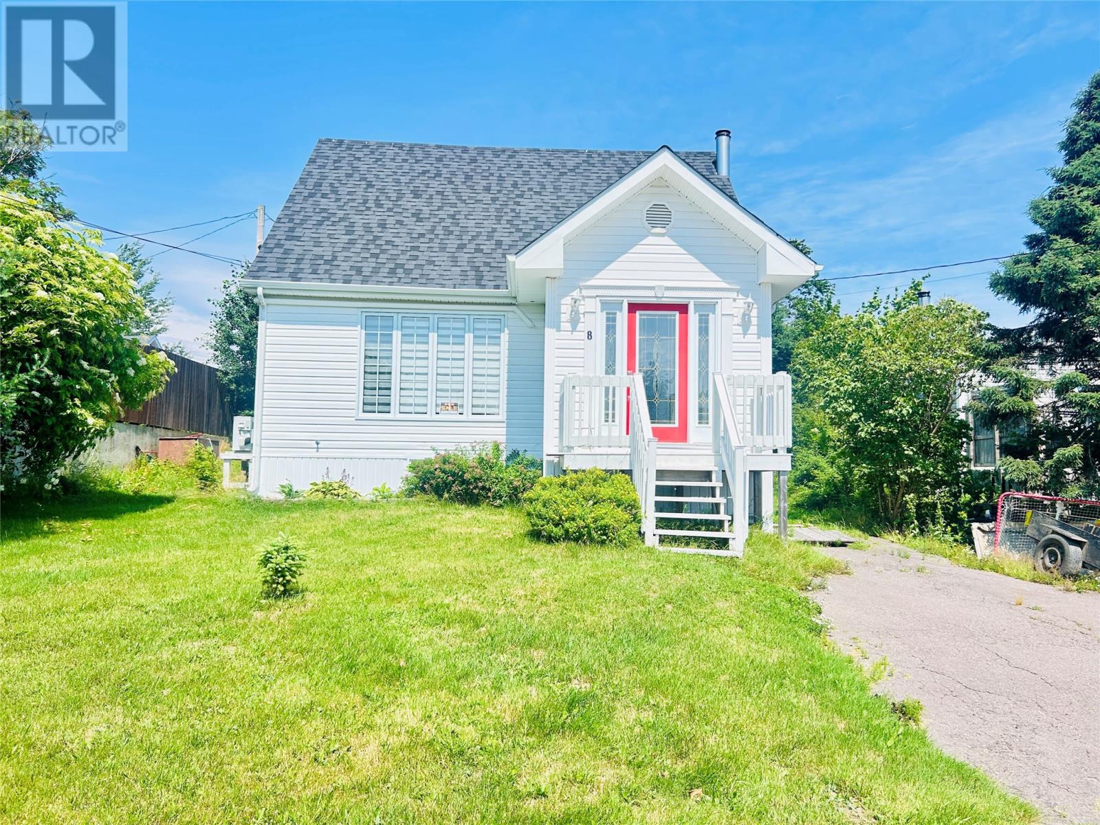 8 Cedar Lane Property Photo 1