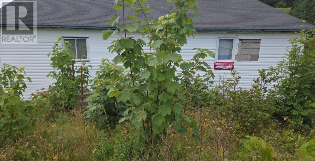 12-16 Tory Road Property Photo 1