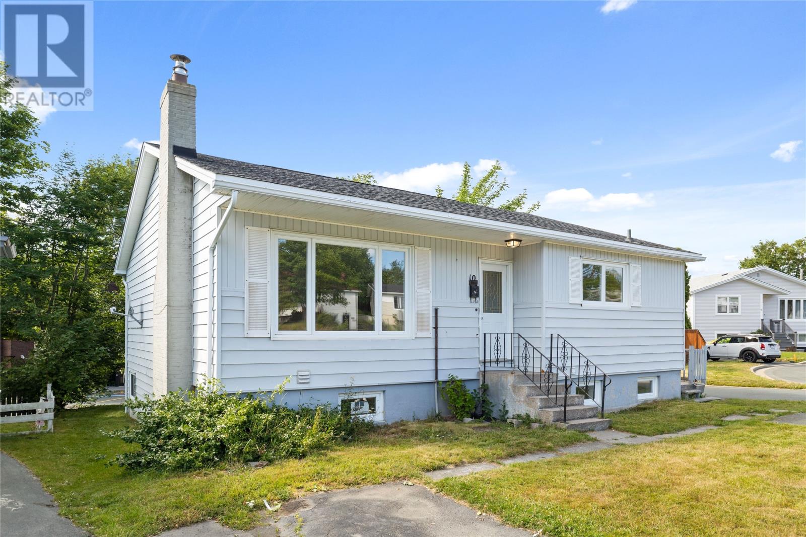 10 Grenfell Avenue Property Photo 1
