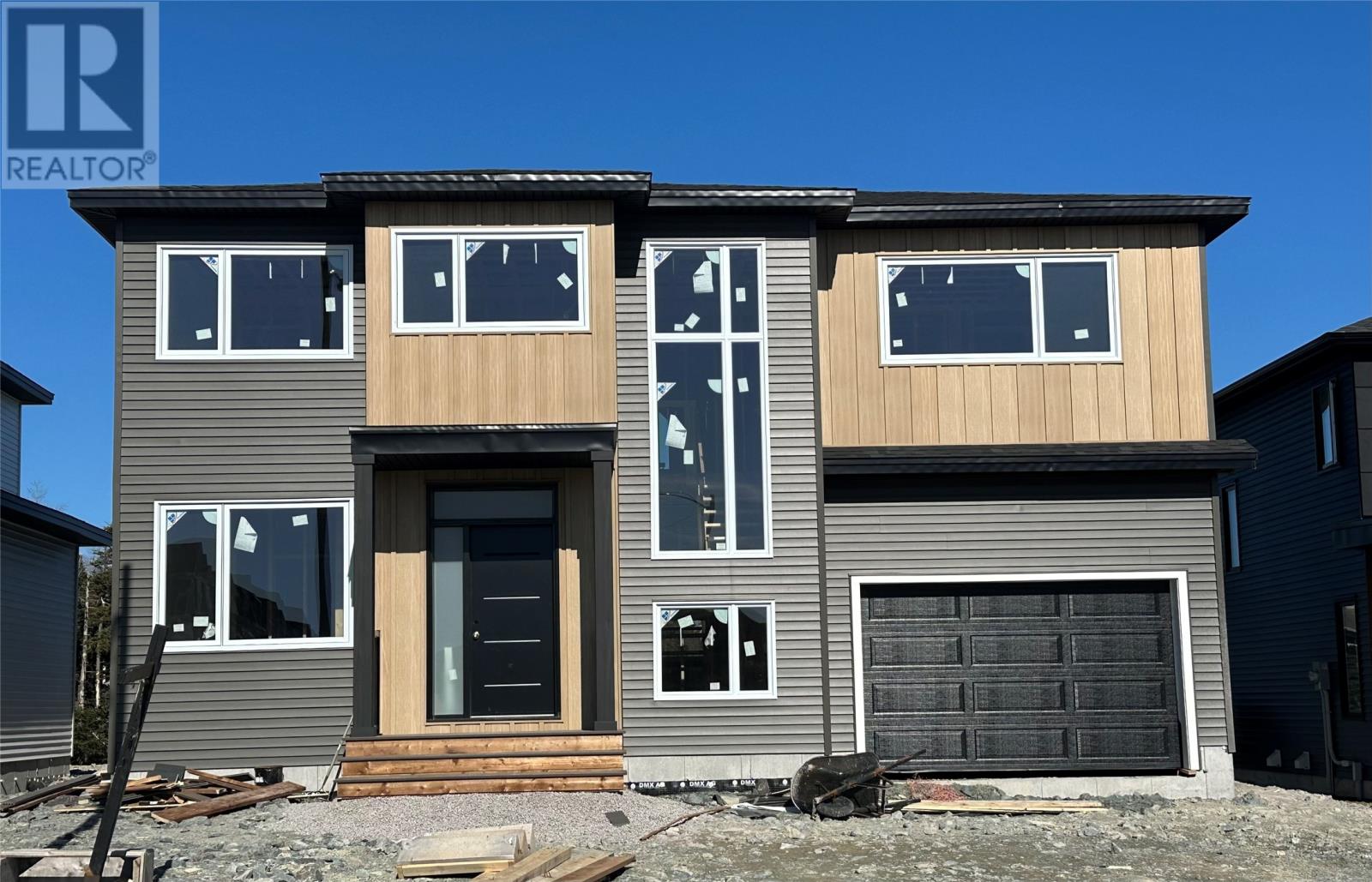9 Dyer Place