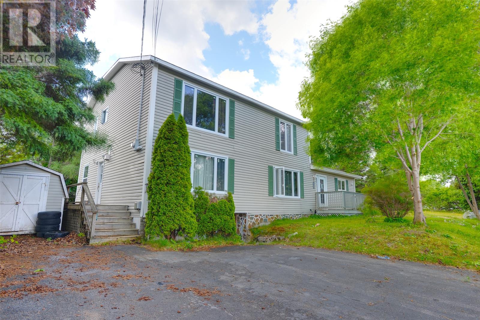 71 Shaws Lane Property Photo 1