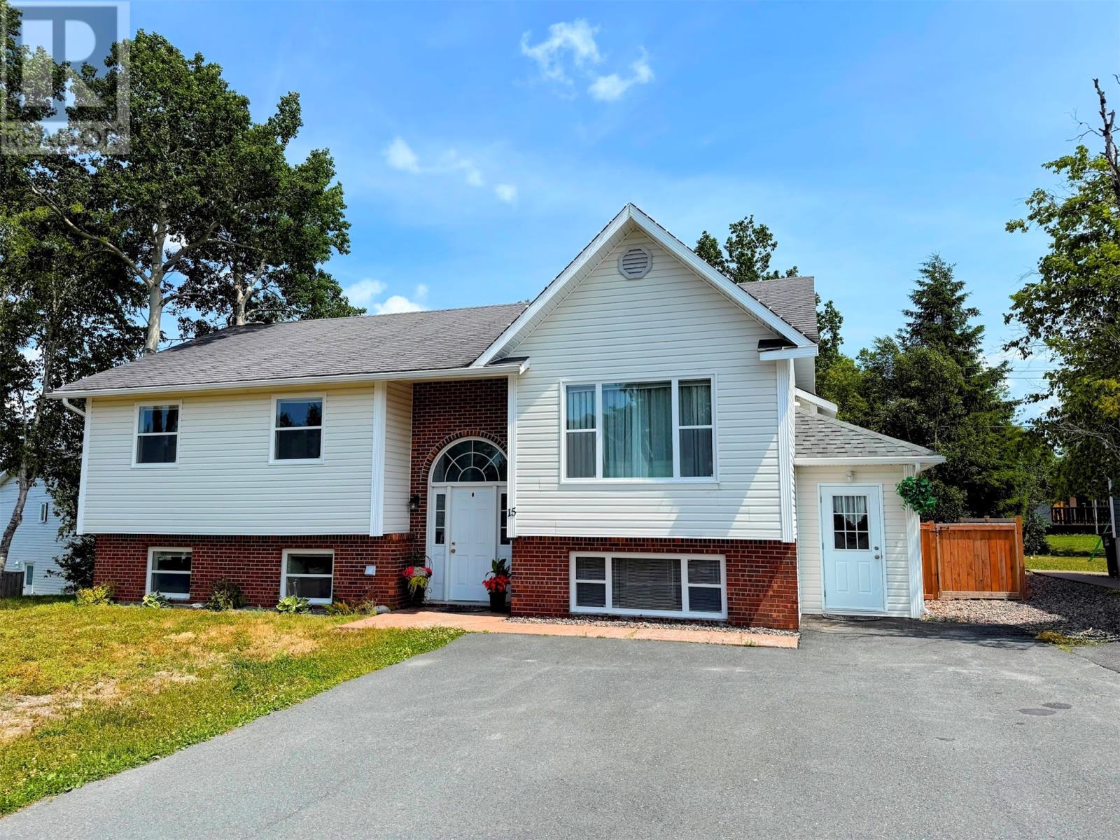 15 Hibernia Drive