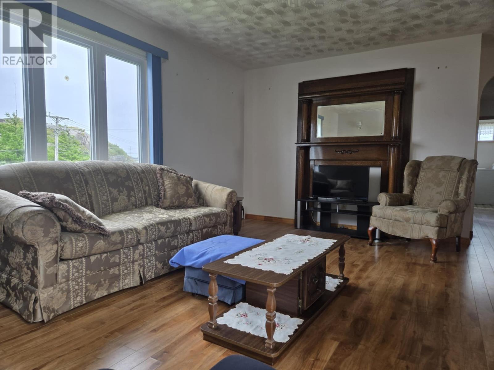 4 A Church Road Property Photo 7