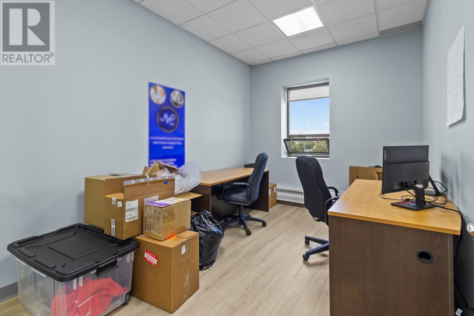 53 Bond Street Unit#top Floor Property Photo 8