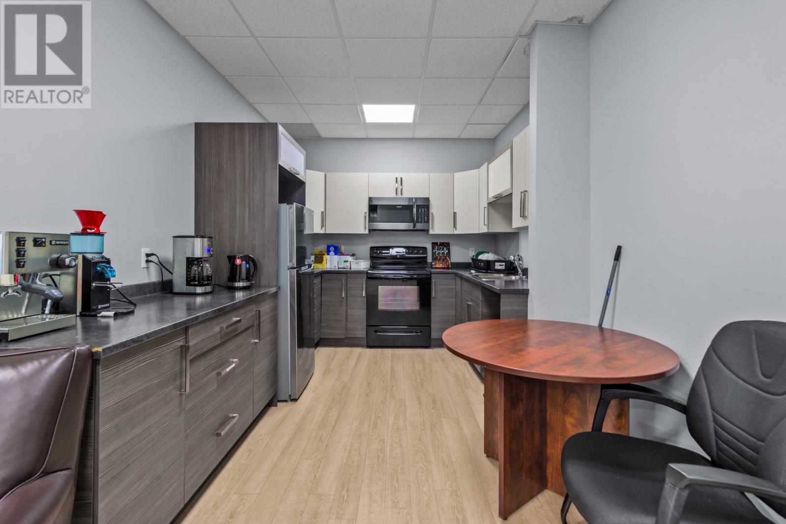 53 Bond Street Unit#top Floor Property Photo 11