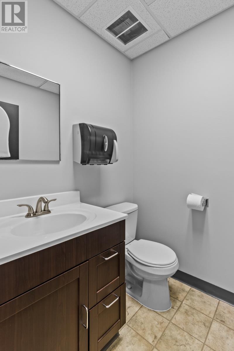 53 Bond Street Unit#top Floor Property Photo 14