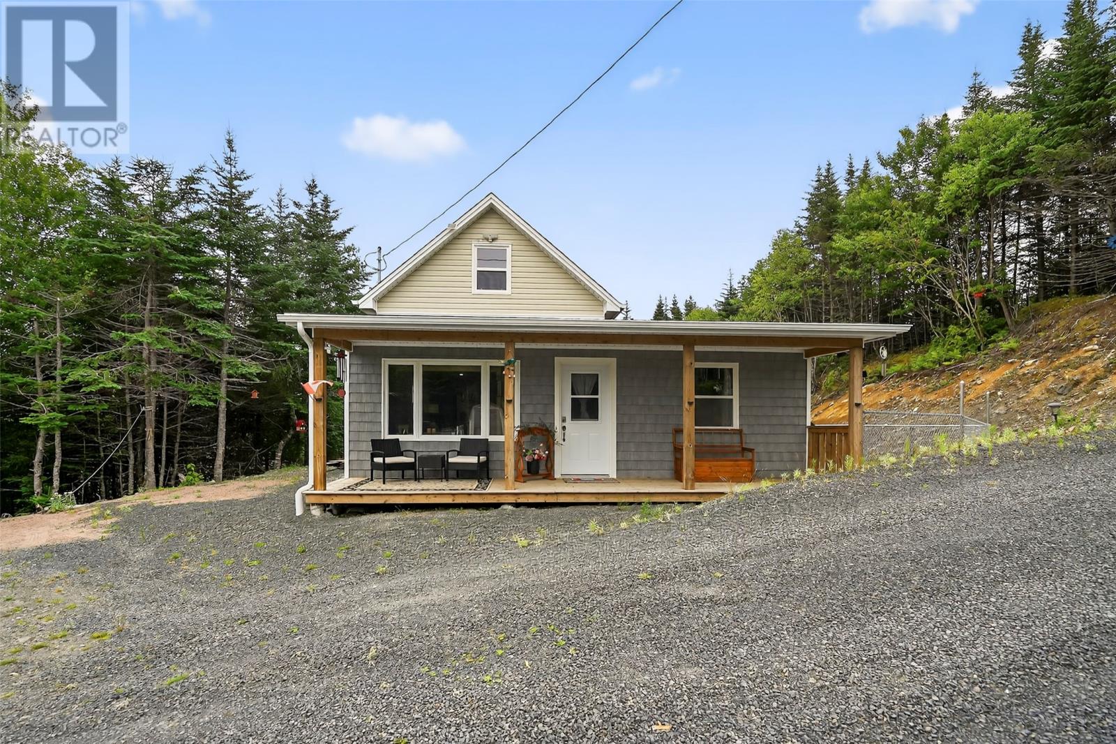 1 Crooked Pond Road Property Photo 2