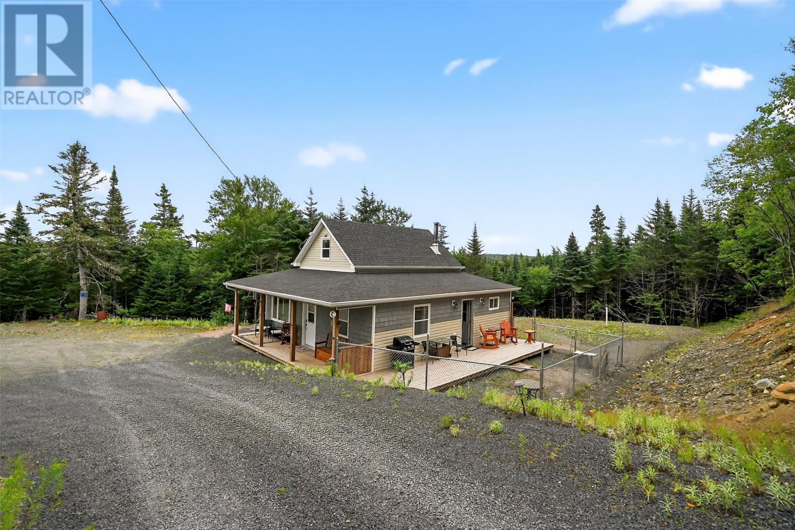 1 Crooked Pond Road Property Photo 3
