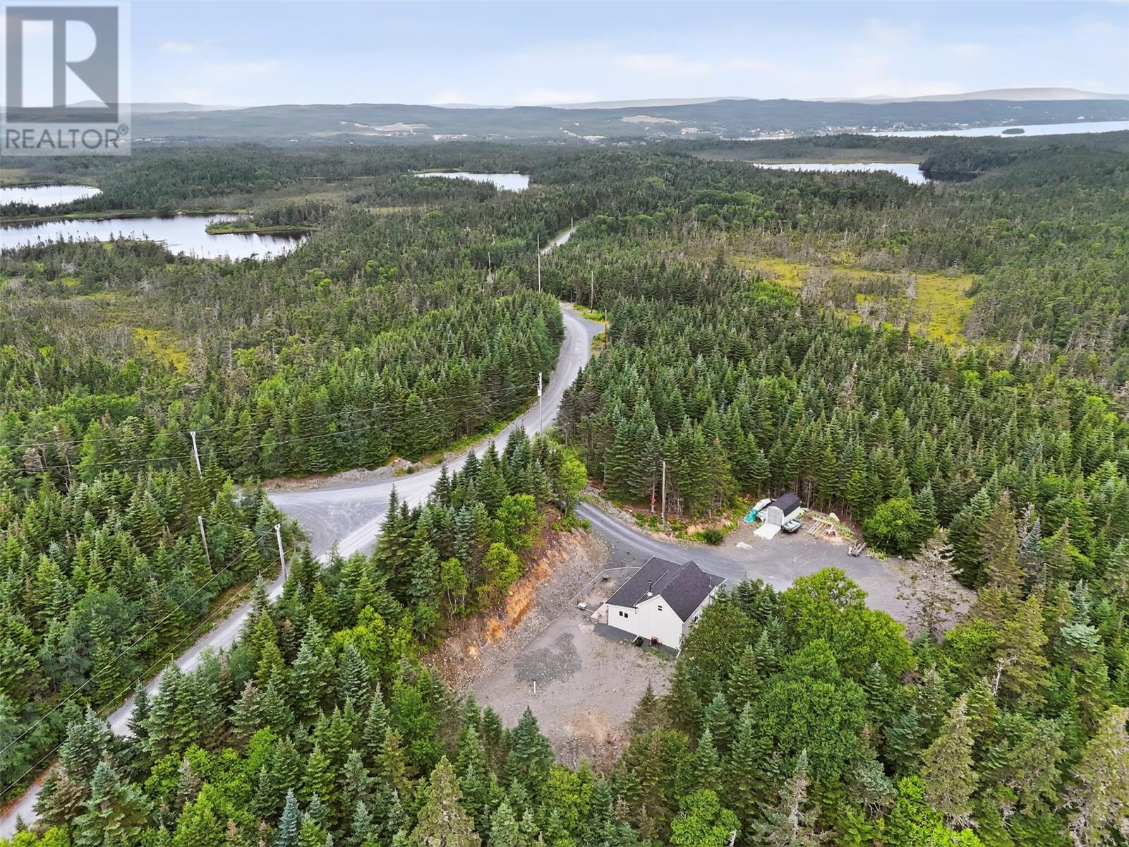 1 Crooked Pond Road Property Photo 4