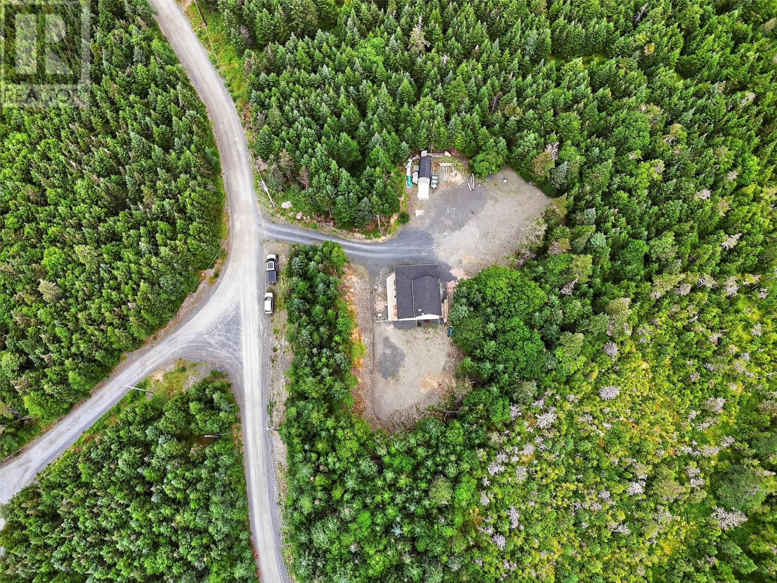 1 Crooked Pond Road Property Photo 5