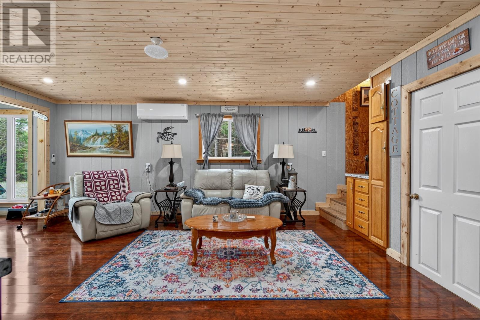 1 Crooked Pond Road Property Photo 16