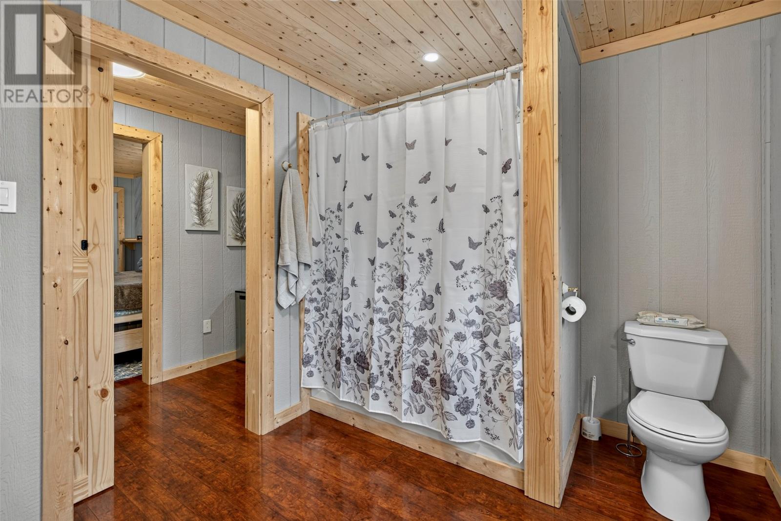 1 Crooked Pond Road Property Photo 27