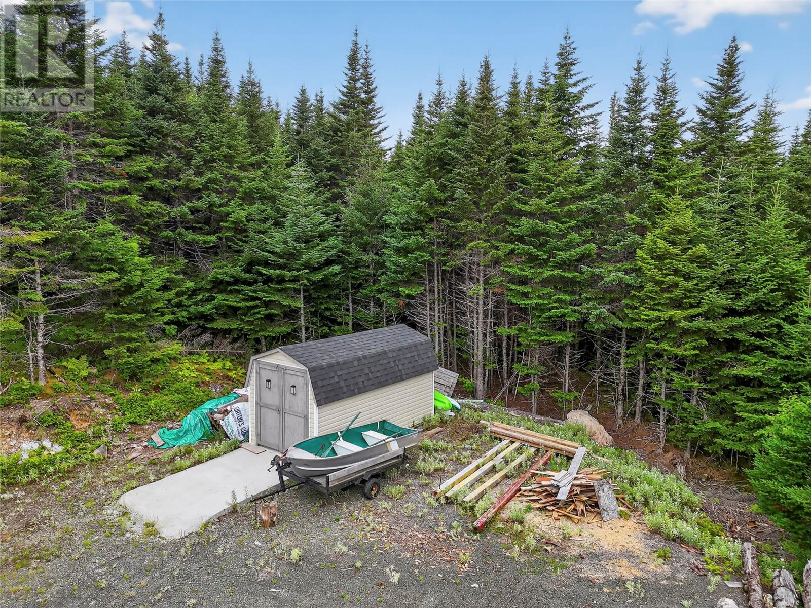 1 Crooked Pond Road Property Photo 32