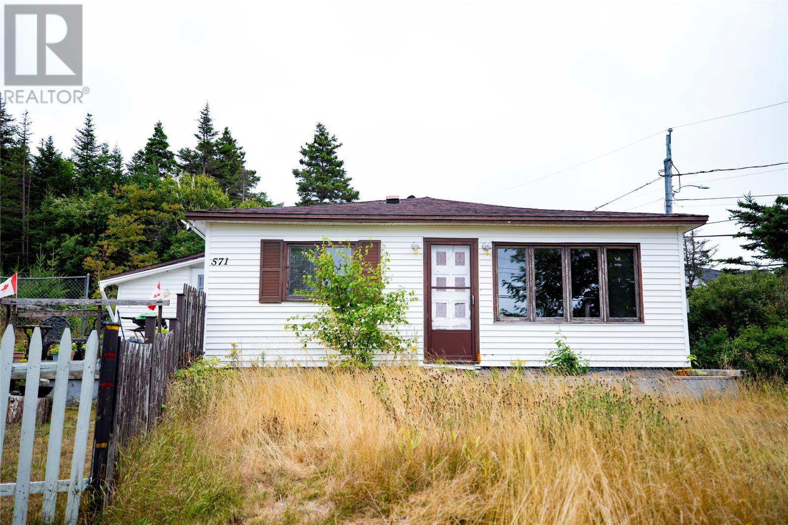 571-575 Old Broad Cove Road
